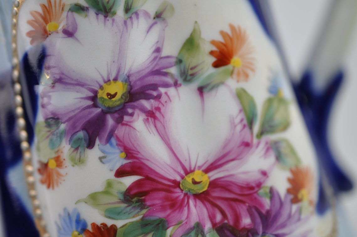 Collection of Porcelain Drink Pots, photo 17 of 45