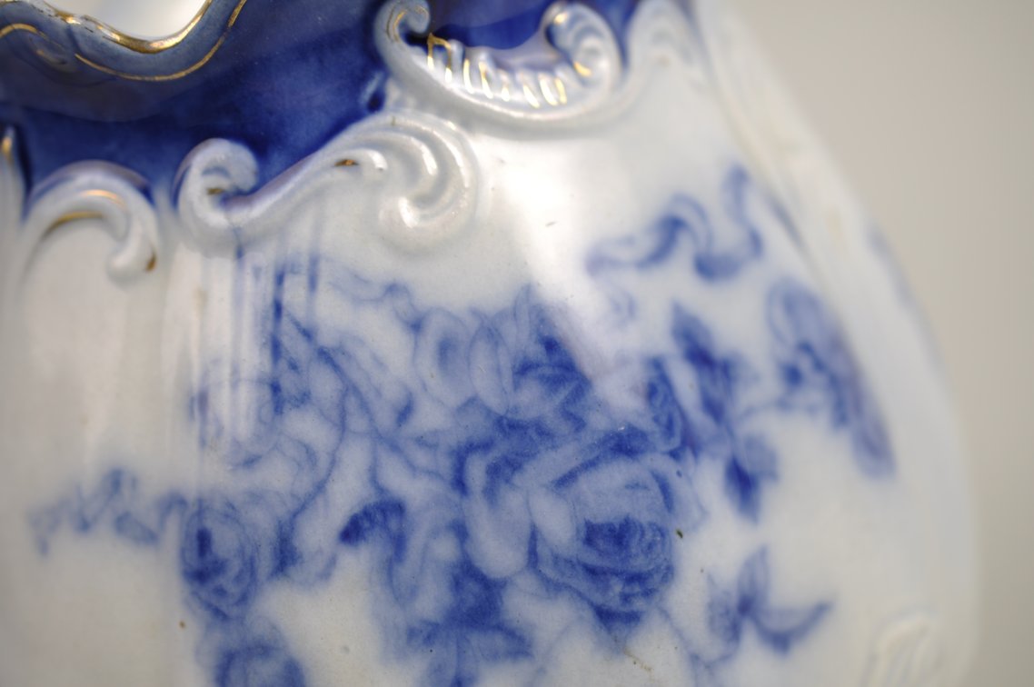 Collection of Porcelain Drink Pots, photo 22 of 45