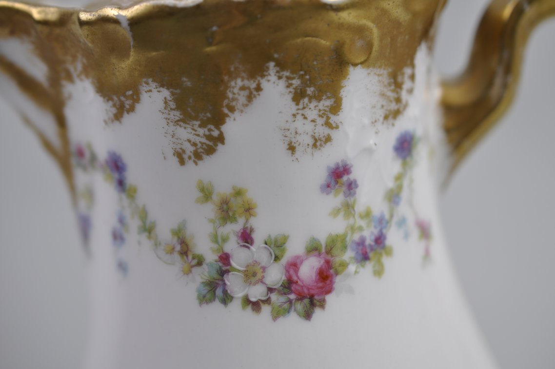 Collection of Porcelain Drink Pots, photo 37 of 45