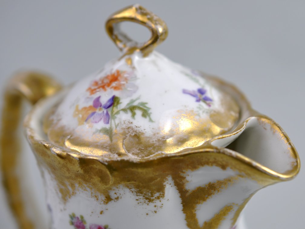 Collection of Porcelain Drink Pots, photo 41 of 45
