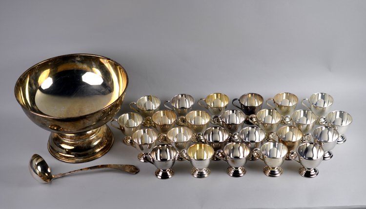 Post-War Japanese Punch Bowl Set