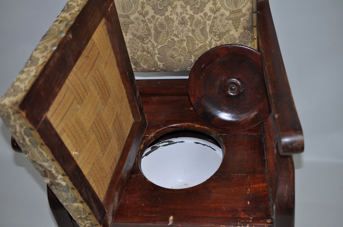 Commode Throne with Gazunder Pot, photo 9 of 21
