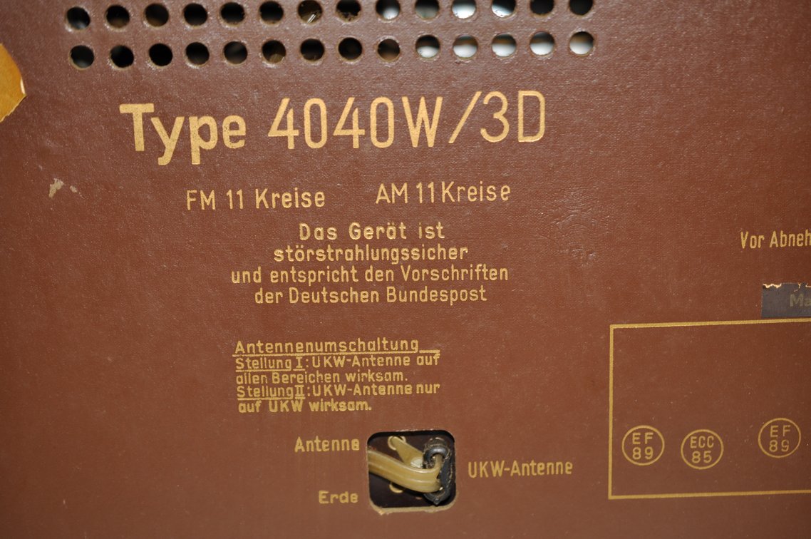 Grundig Post-War Tube Radio, photo 12 of 16