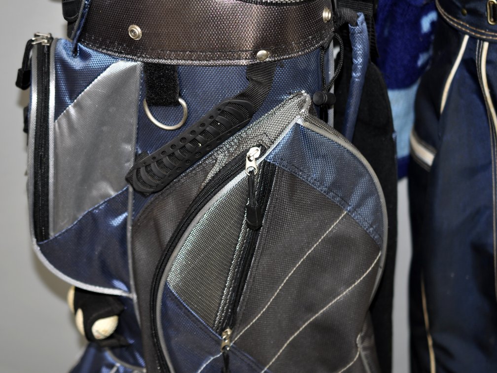 PGA/Oval Golf Clubs and Equipment