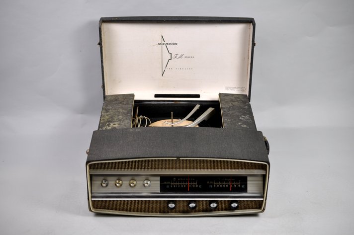 Phonola Portable Record Player