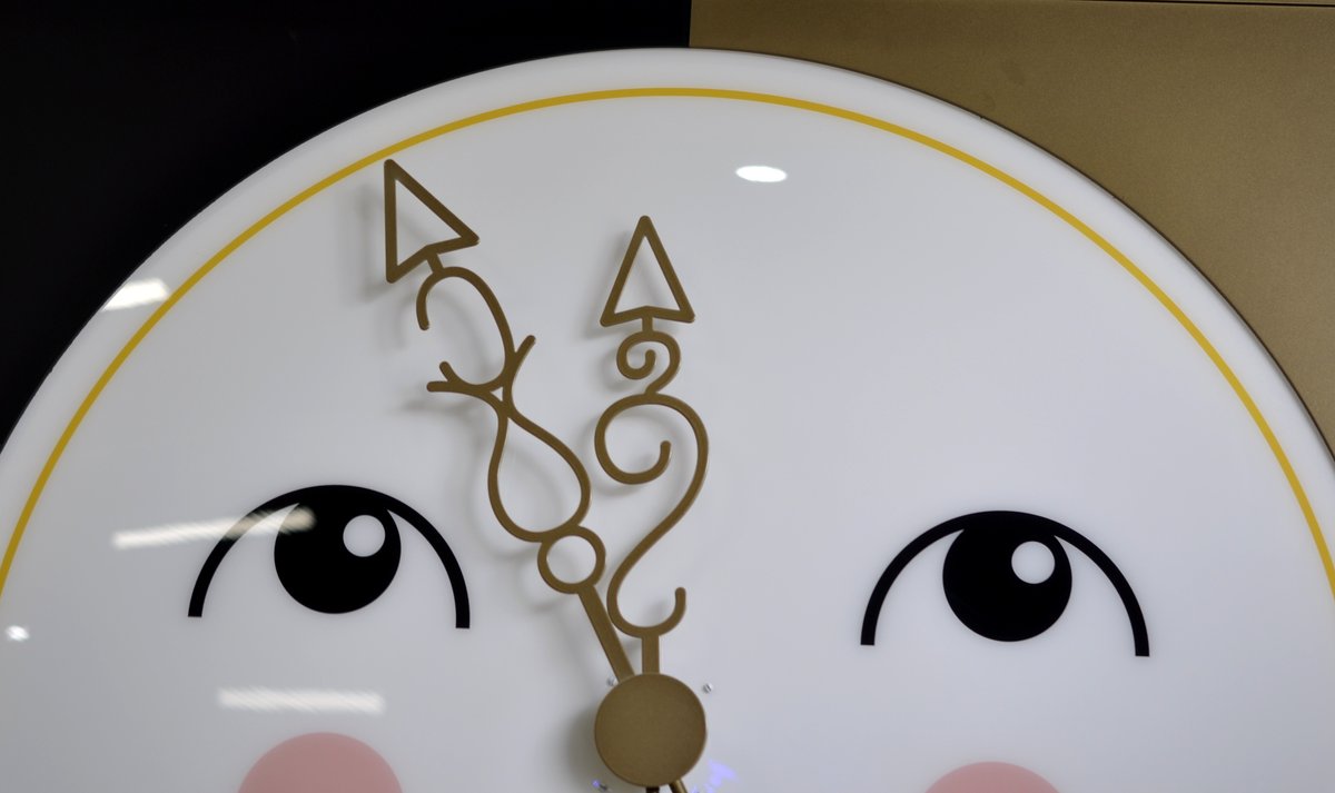 FAO Schwarz Store Face Clock Large Display Piece, photo 12 of 35
