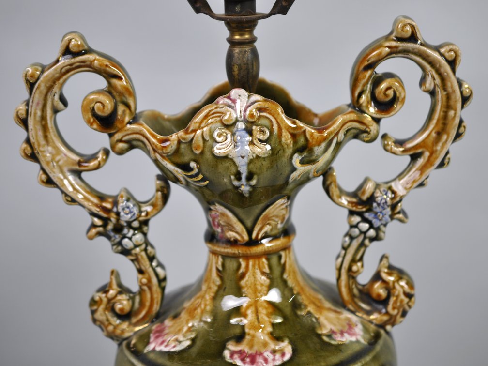 Capodimonte-Style Cupid Lamps