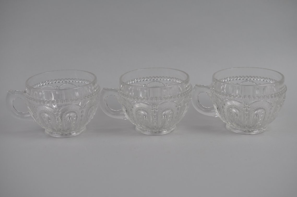 Wisconsin Beaded Dewdrop Pressed Glass Collection, photo 43 of 153