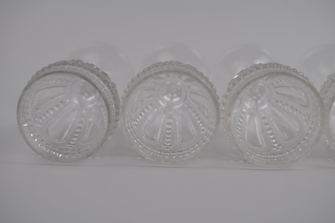 Wisconsin Beaded Dewdrop Pressed Glass Collection, photo 12 of 153