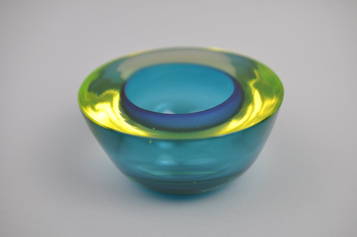 Fluorescent Sommerso Murano Glass Bowl