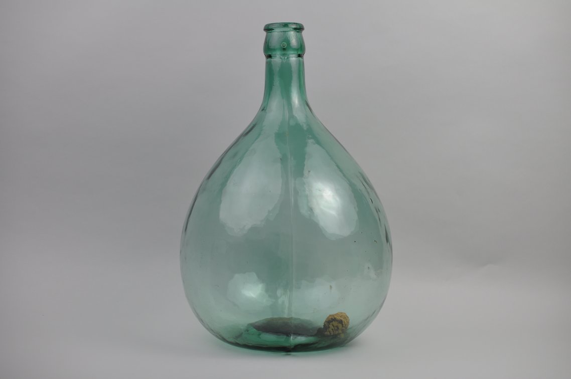 Italian Demijohn Wine Fermenting Bottle