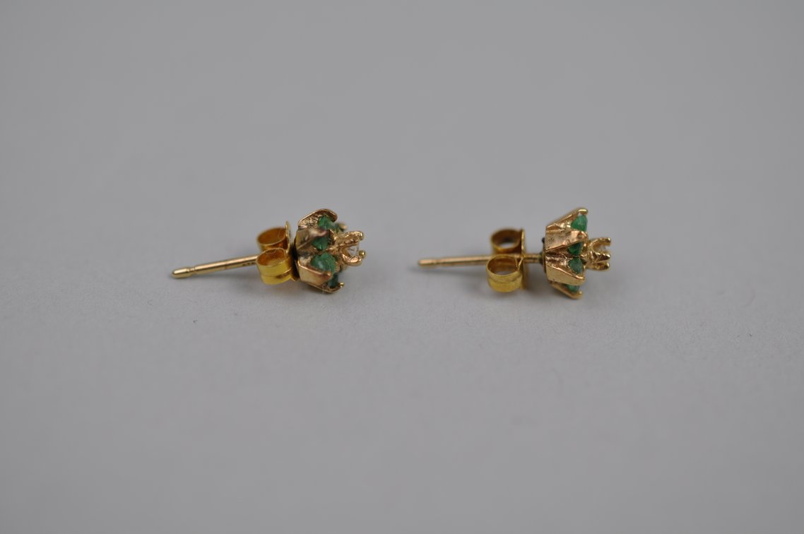 14K Gold Diamond & Emerald Stud Earrings, photo 4 of 8
