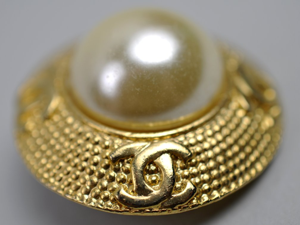 Chanel Faux Pearl Clip-on Earrings, photo 9 of 9