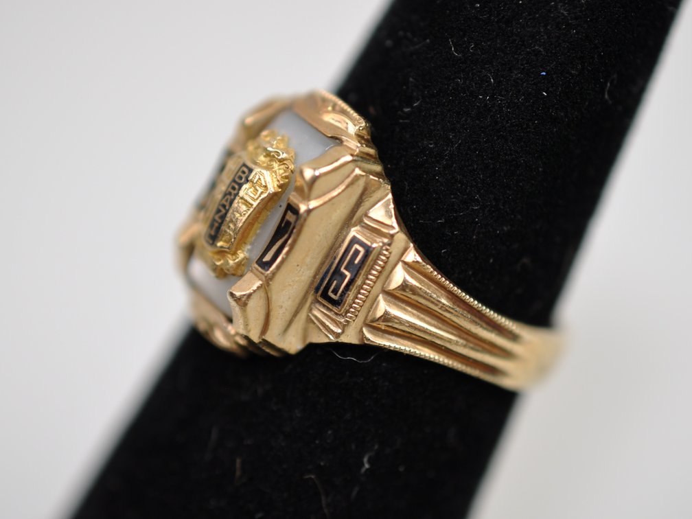 14K Gold Mother of Pearl Ring