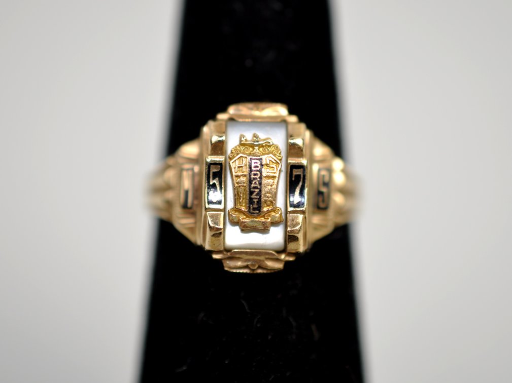 14K Gold Mother of Pearl Ring