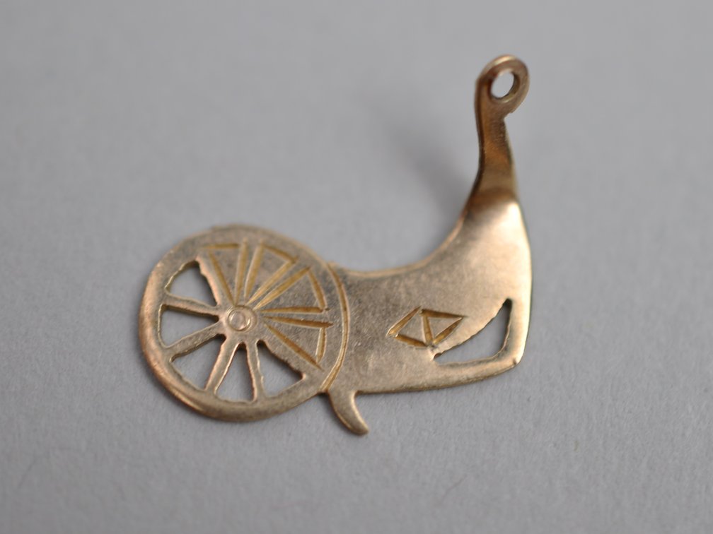 14K Gold Pins Chain Piece, photo 10 of 11