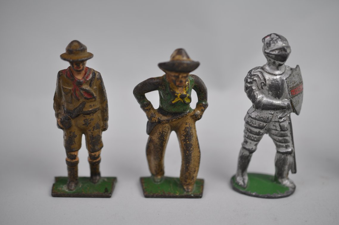 Metal Interwar/ Early WWII Dimestore Figures, photo 11 of 33