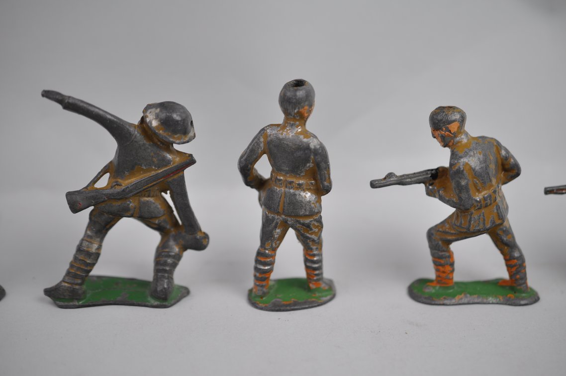 Metal Interwar/ Early WWII Dimestore Figures