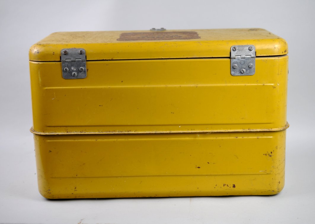 Vintage Grand Prize Pale Dry Beer Cooler