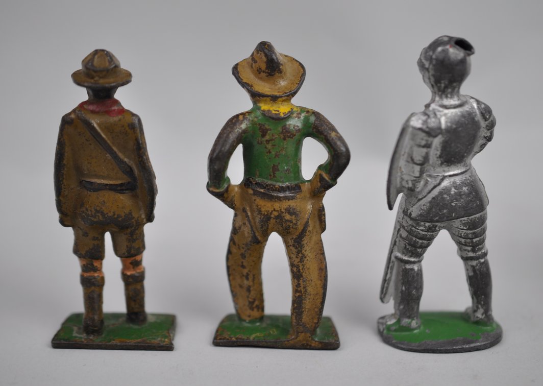 Metal Interwar/ Early WWII Dimestore Figures, photo 14 of 33