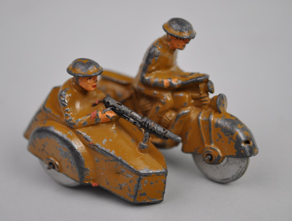 Metal Interwar/ Early WWII Dimestore Figures, photo 16 of 33