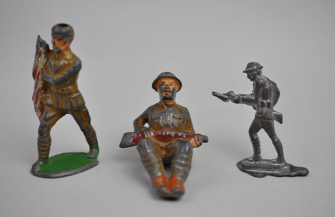 Metal Interwar/ Early WWII Dimestore Figures, photo 23 of 33