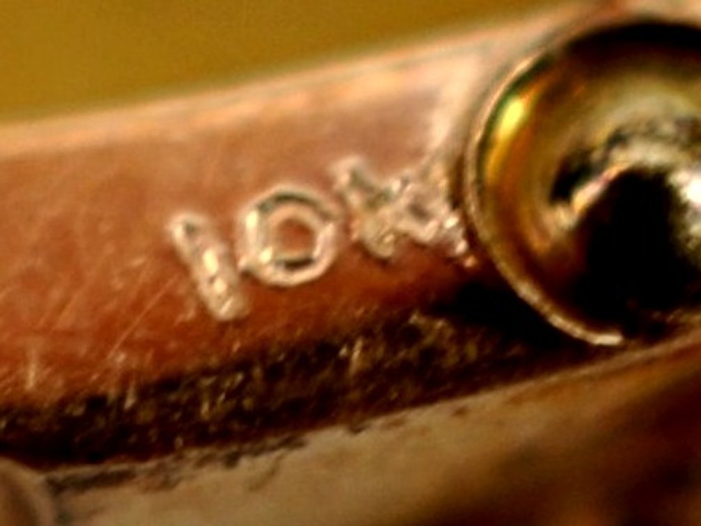 10K Gold and Pearl Harp Pin