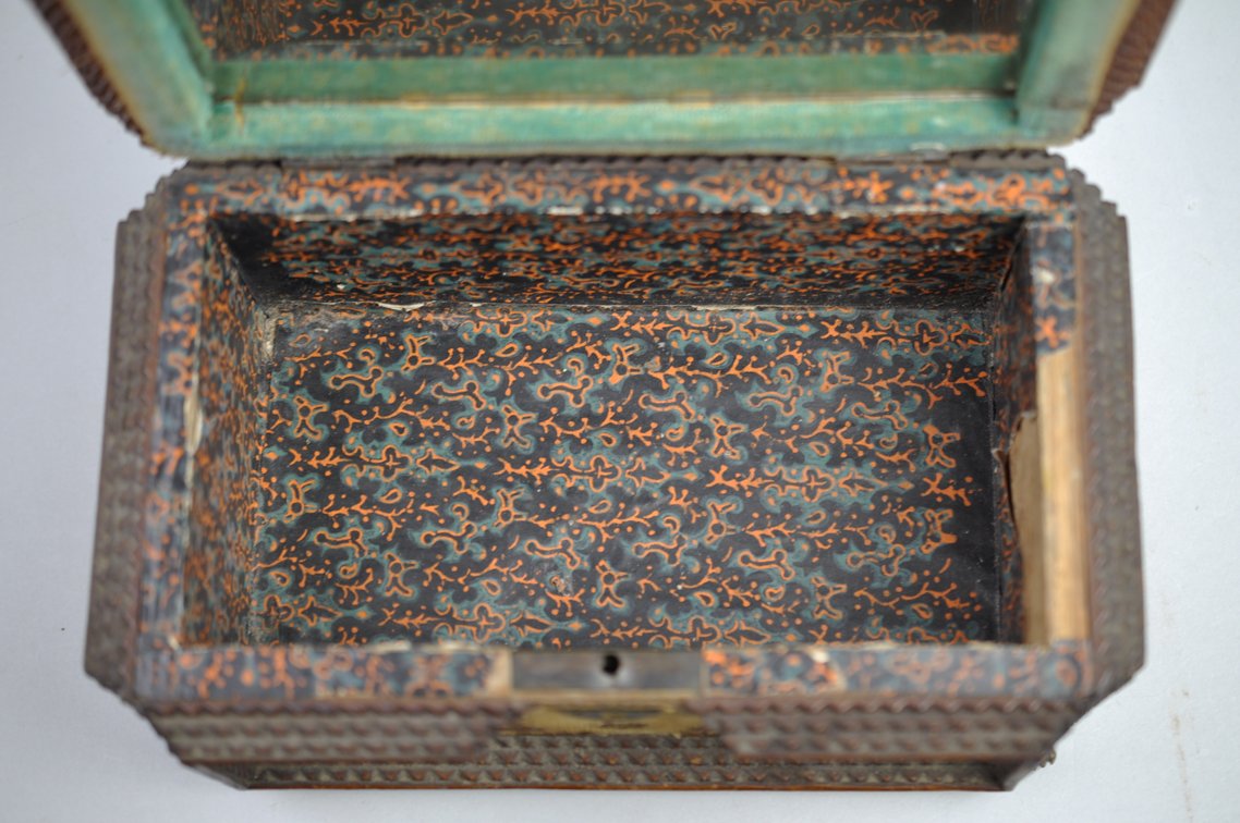 Antique Tramp Art Jewelry Box, photo 17 of 21