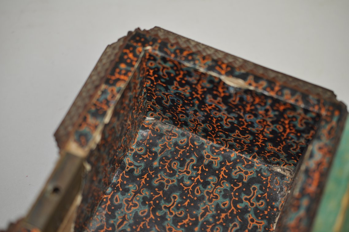 Antique Tramp Art Jewelry Box, photo 19 of 21