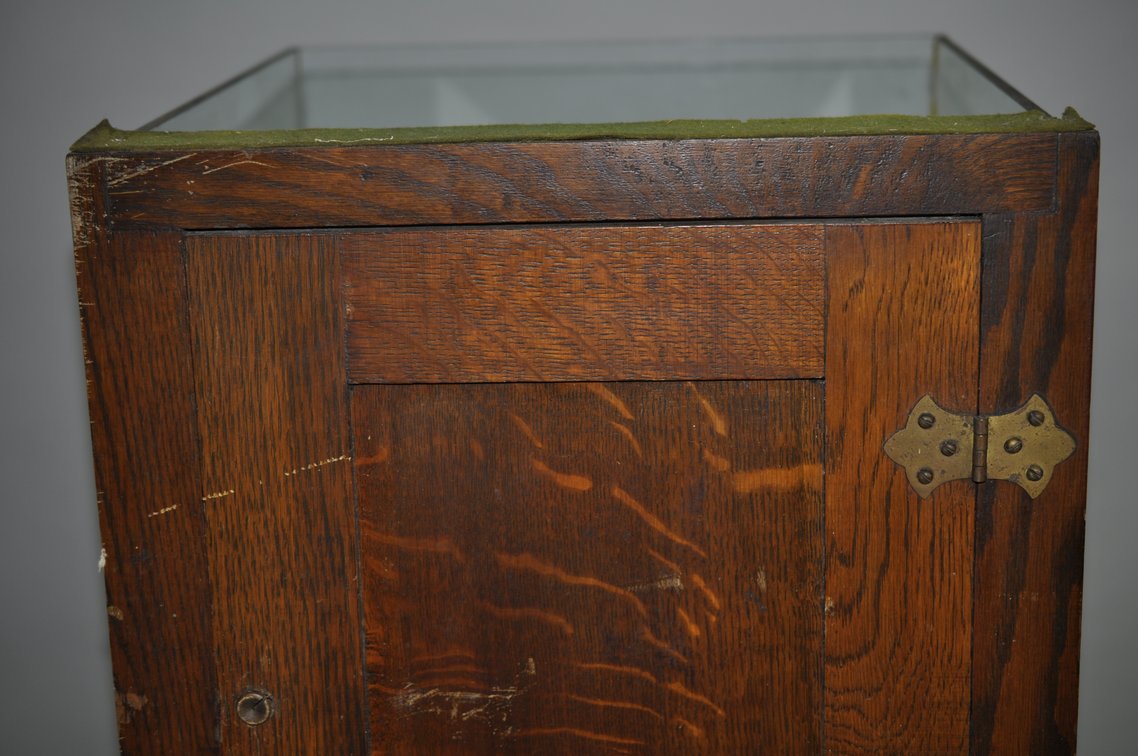 Attributed Aikin Lambert Display w Pens/Boxes, photo 15 of 17