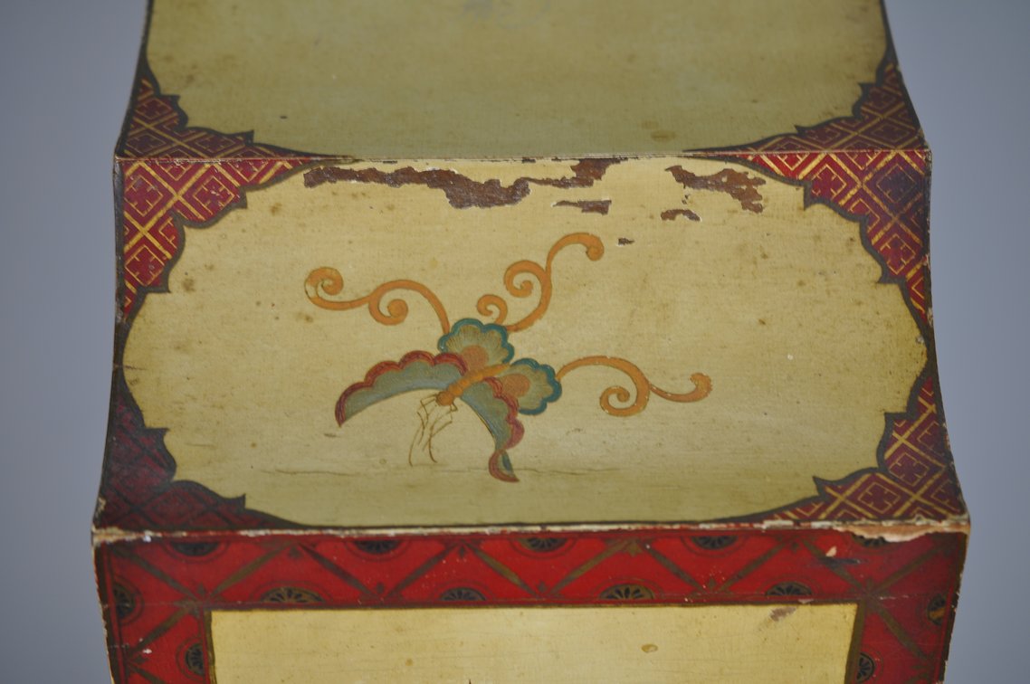 Chinoiserie Painted Hutch Cabinet w/ Key, photo 20 of 37