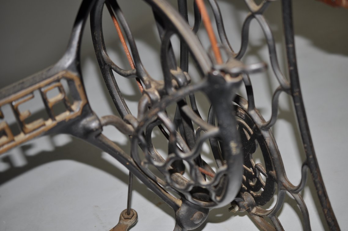 Singer No. 66 Treadle Sewing Machine & Cabinet, photo 5 of 42