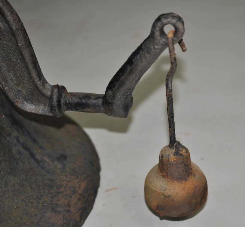 C.S. Bell Co. No. 2 Farm Bell, photo 3 of 13