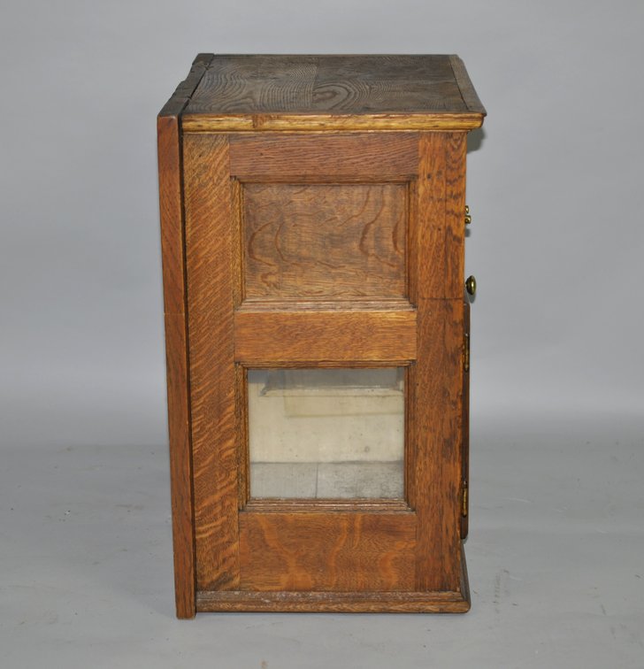 Professional Instrument Cabinet