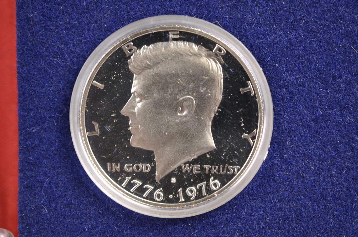 1976 Bicentennial Proof & Silver Coin Sets, photo 19 of 31