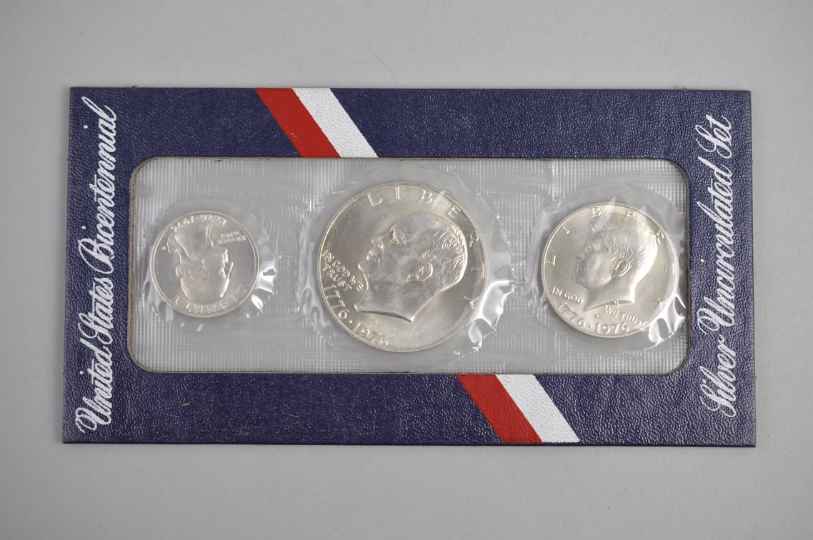 1976 Bicentennial Proof & Silver Coin Sets, photo 26 of 31