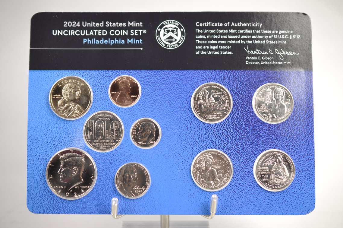 Six Silver Britannias & 2022–24 Mint Sets, photo 11 of 56
