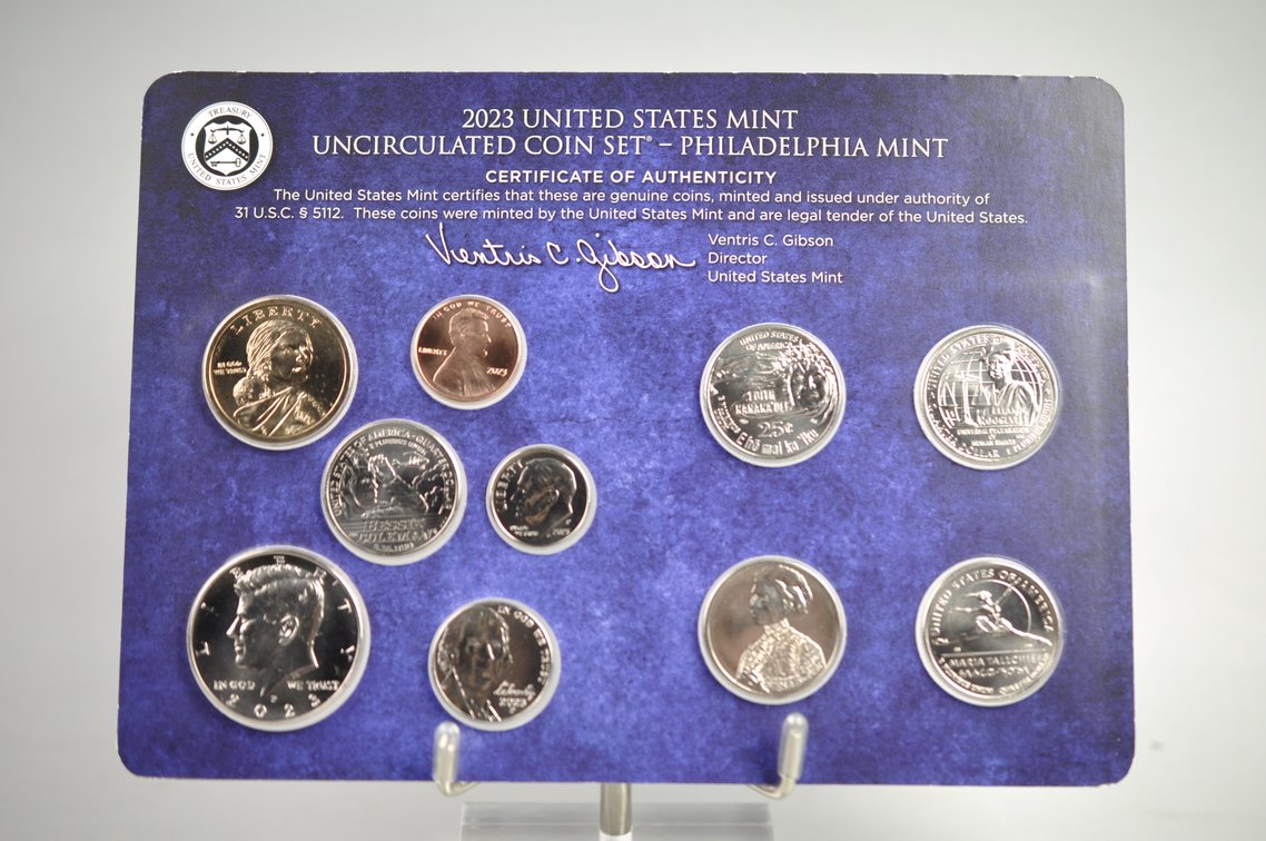 Six Silver Britannias & 2022–24 Mint Sets, photo 35 of 56