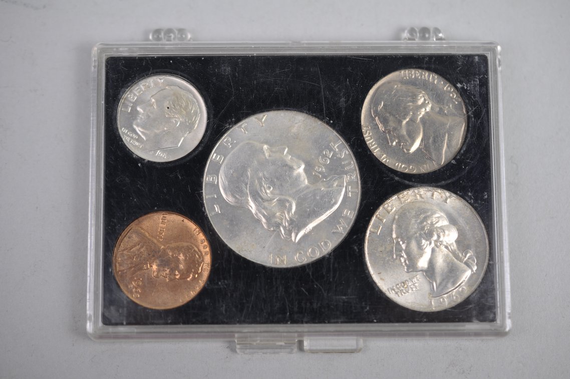 1962 U.S. Mint Set & Eight Franklin Half Dollars, photo 18 of 19
