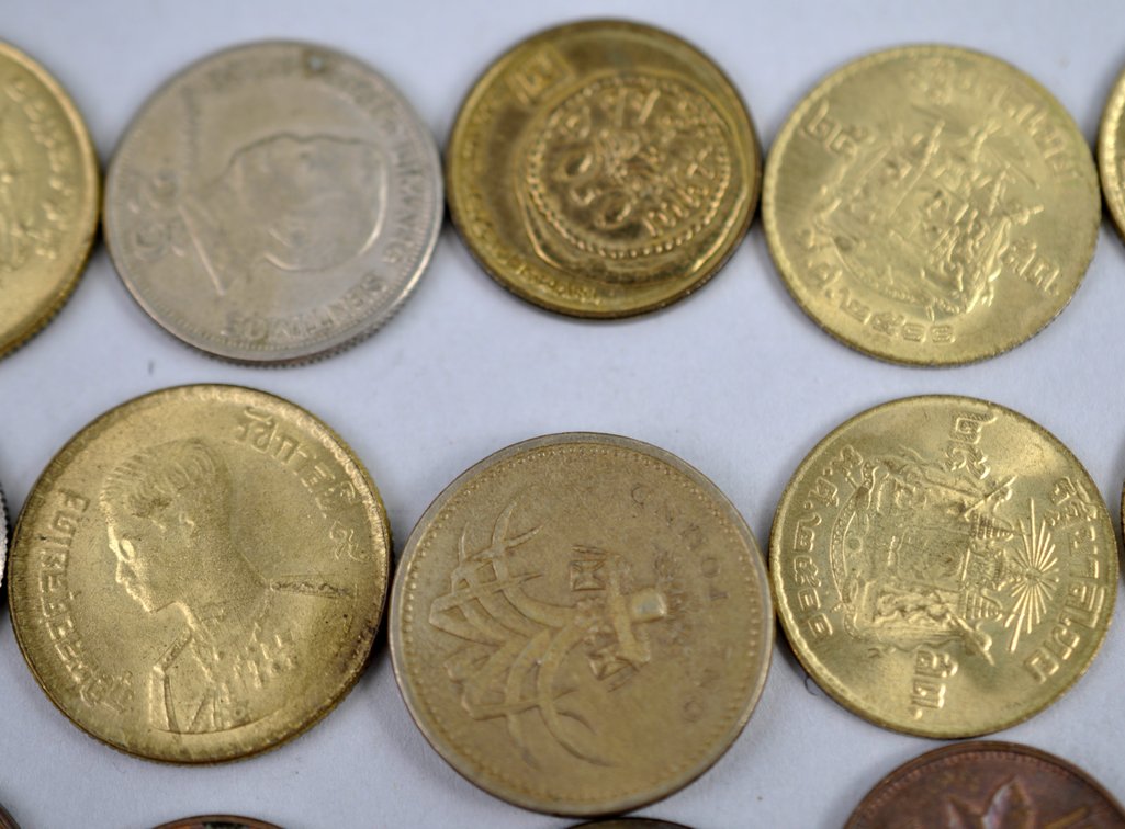 Great Britain Coin Set & World Currency Collection