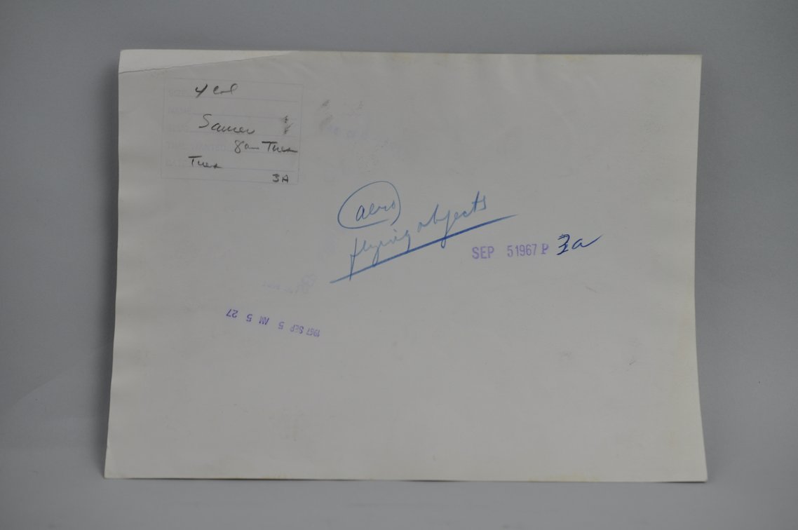 1967 AP Wirephoto Bromley Flying Saucer