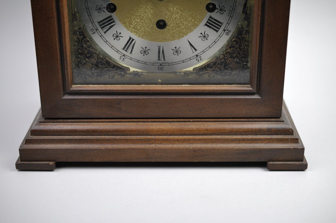 Howard Miller Mantel Clock with Keys