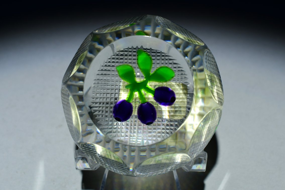 Perthshire Damson Plums Lampwork 1977