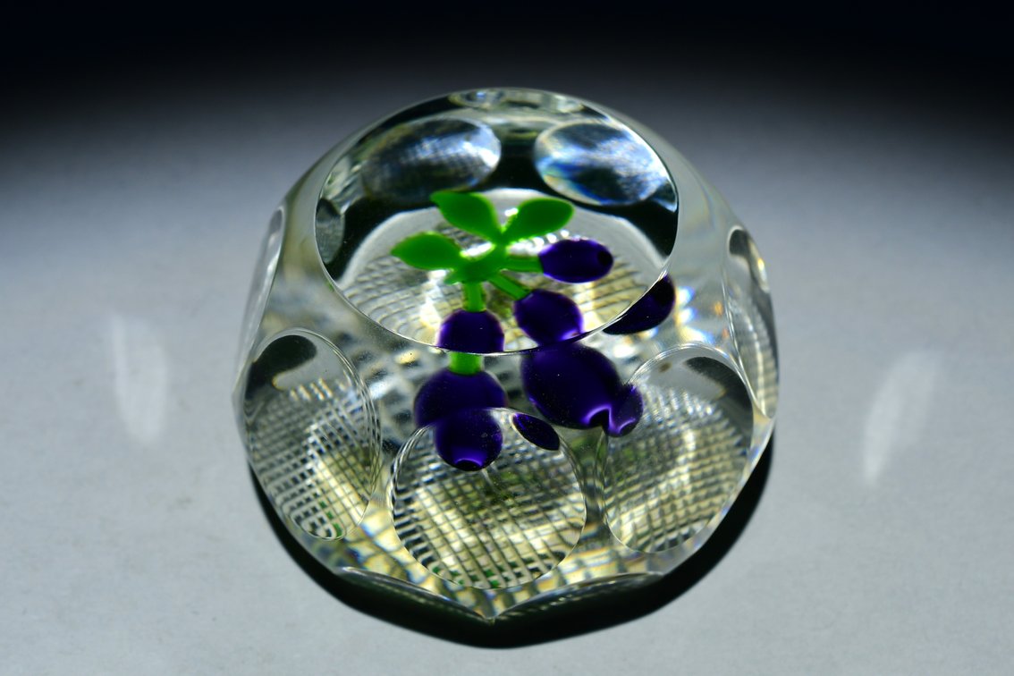 Perthshire Damson Plums Lampwork 1977
