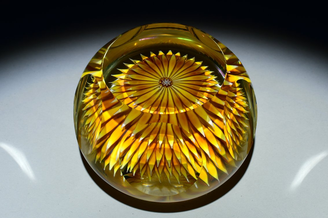 Perthshire Faceted Golden Dahlia 1986