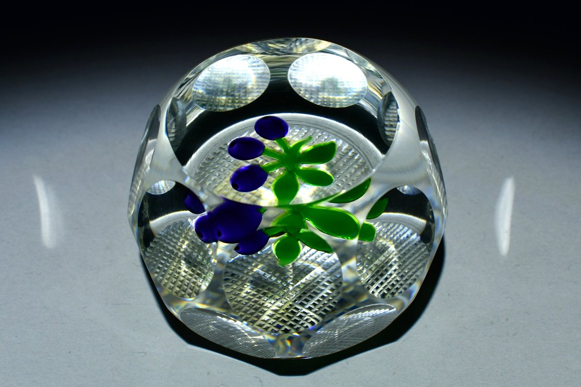 Perthshire Damson Plums Lampwork 1977