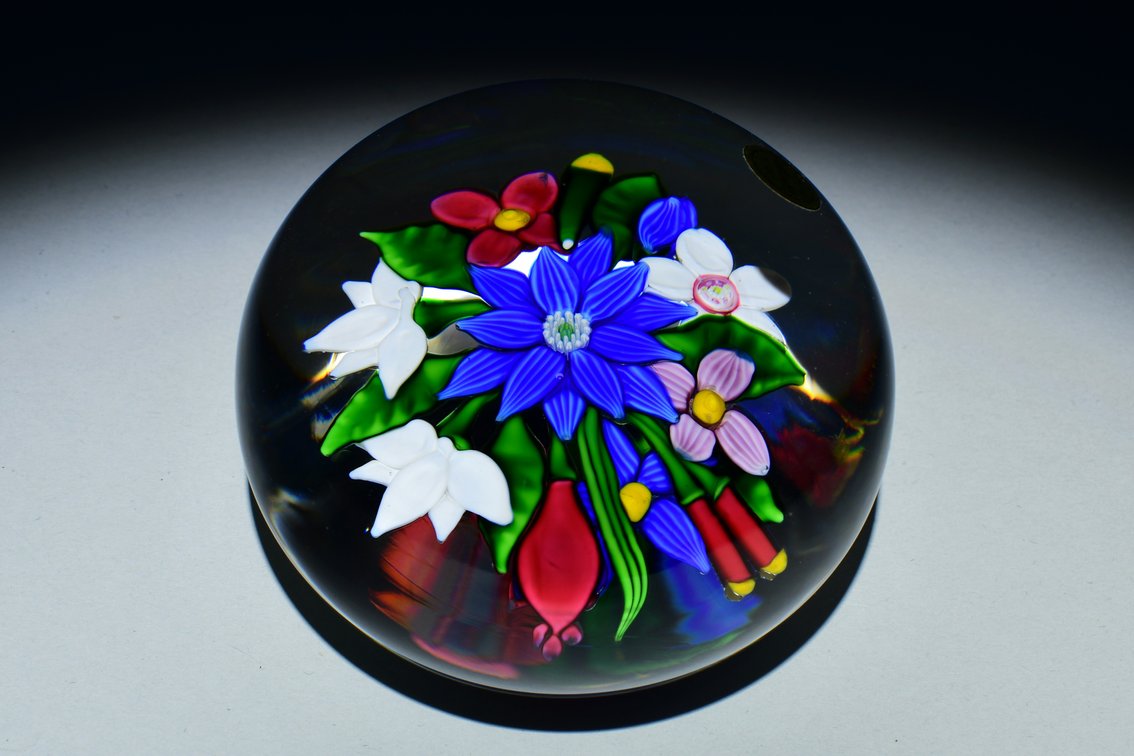 St. Louis Floral Bouquet Motif 1981