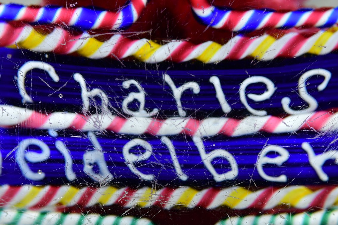 Custom Name w/ Twisted Ribbon Designs