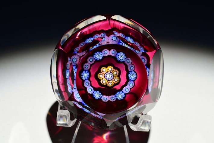 Perthshire Ruby Millefiori Garland 1978