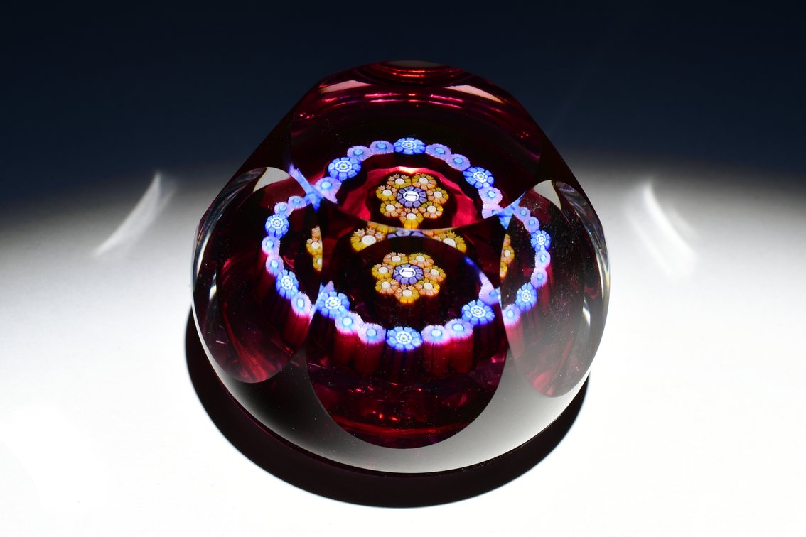 Perthshire Ruby Millefiori Garland 1978